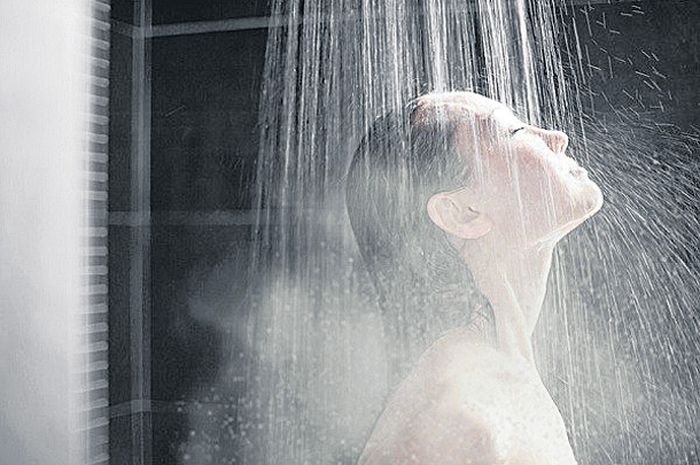 Nên tắm nước nóng hay nước lạnh sau khi tập gym sẽ tốt hơn?