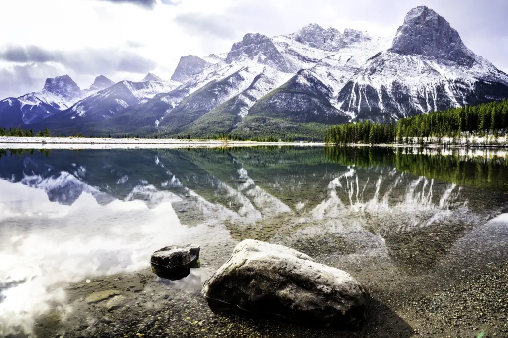 Rundle Forebay - Heaven and earth entwine, Canmore, AB, Canada - Copyright by MinhTan.net